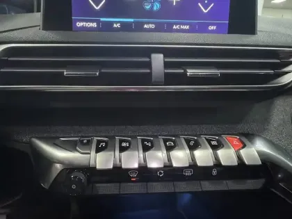 Photo 32 Peugeot 3008  1.2 Puretech 130ch S&S BVM6