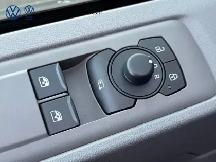 Photo 16 Volkswagen Transporter  VAN L1H1 2.0 TDI 170 BVA8 4MOTION