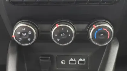 Photo 32 Renault Clio  TCe 90