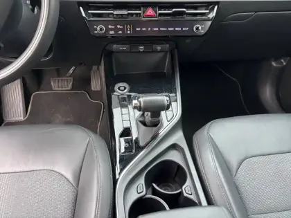 Photo 10 Kia Niro  1.6 GDi 183 ch PHEV DCT6