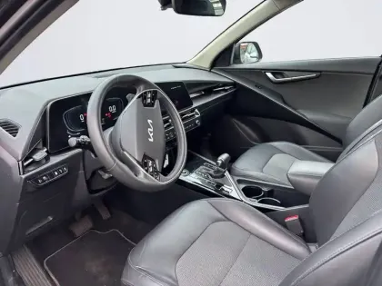 Photo 8 Kia Niro  1.6 GDi 183 ch PHEV DCT6