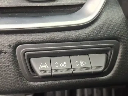 Photo 31 Renault Clio  SOCIETE BLUE DCI 100 - 21N