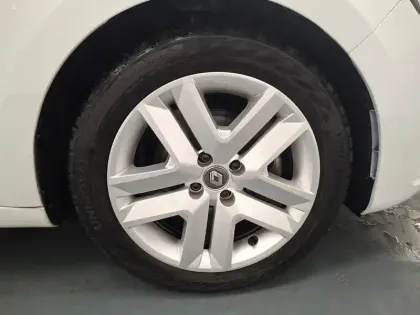 Photo 15 Renault Clio  SOCIETE BLUE DCI 100 - 21N