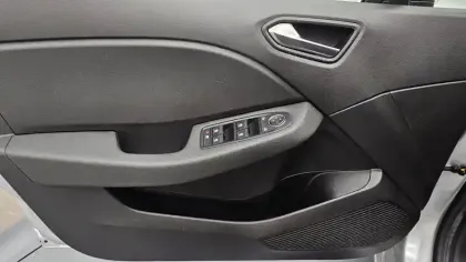 Photo 24 Renault Clio  SCe 65