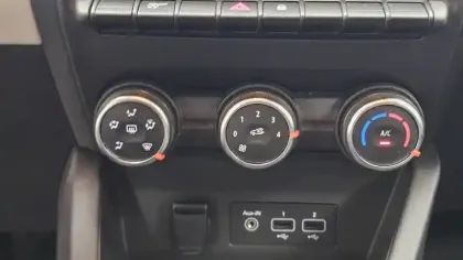 Photo 31 Renault Clio  SCe 65