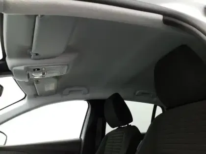 Photo 24 Peugeot 208  PureTech 100 S&S BVM6