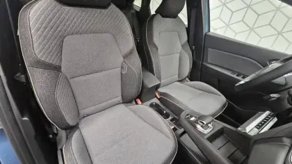 Photo 21 Renault Symbioz  E-Tech full hybrid 145