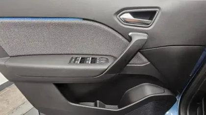 Photo 26 Renault Symbioz  E-Tech full hybrid 145