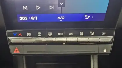 Photo 35 Renault Symbioz  E-Tech full hybrid 145