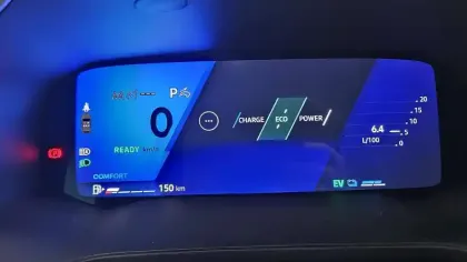 Photo 39 Renault Symbioz  E-Tech full hybrid 145