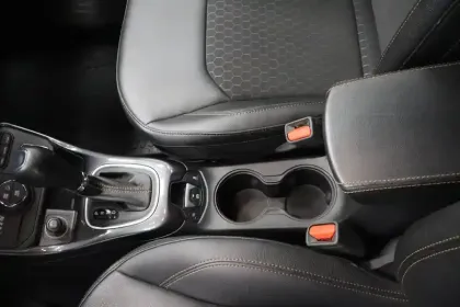 Photo 18 Jeep Compass  1.3 GSE T4 190 ch PHEV AT6 4xe eAWD