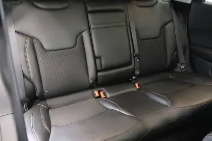 Photo 11 Jeep Compass  1.3 GSE T4 190 ch PHEV AT6 4xe eAWD