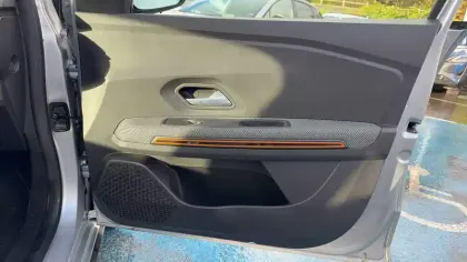 Photo 37 Dacia Sandero  ECO-G 100