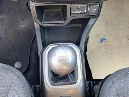 Photo 16 Jeep Renegade  1.0 GSE T3 120 ch BVM6