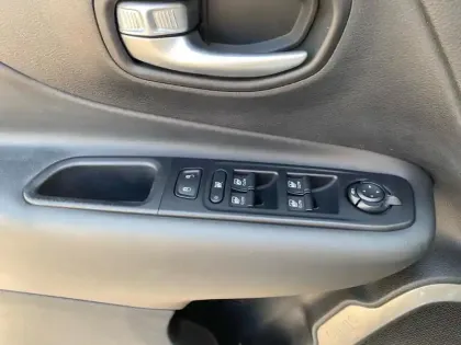 Photo 15 Jeep Renegade  1.0 GSE T3 120 ch BVM6