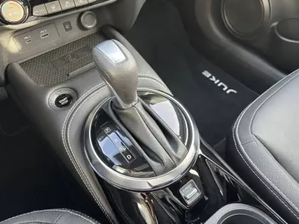 Photo 31 Nissan Juke  HYBRID 143