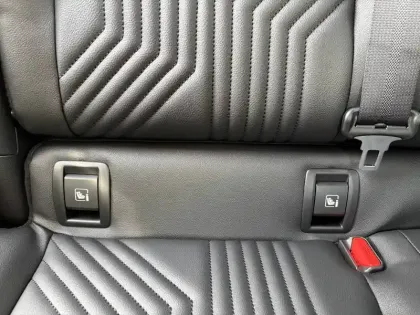 Photo 37 Nissan Juke  HYBRID 143