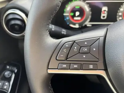 Photo 21 Nissan Juke  HYBRID 143