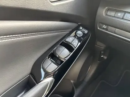 Photo 25 Nissan Juke  HYBRID 143