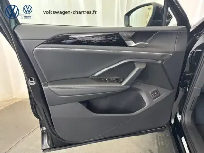 Photo 16 Volkswagen Tiguan  2.0 TDI 150ch DSG7