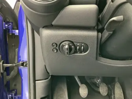 Photo 12 Mini Mini Hatch 5 Portes One 102 ch