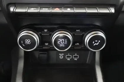 Photo 23 Renault Arkana  mild hybrid 140 EDC FAP - 22