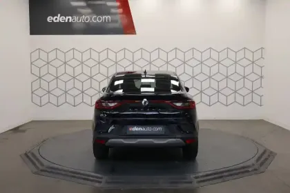 Photo 6 Renault Arkana  mild hybrid 140 EDC FAP - 22