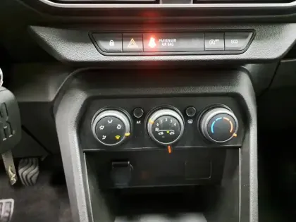 Photo 36 Dacia Sandero  ECO-G 100