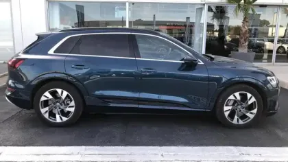 Photo 5 Audi E-tron  55 quattro 408 ch