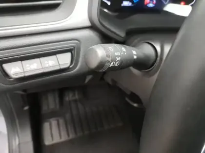 Photo 27 Renault Captur  E-Tech full hybrid 145