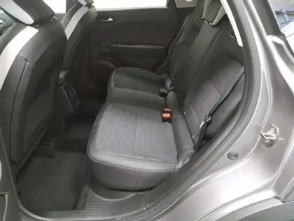 Photo 24 Renault Captur  E-Tech full hybrid 145