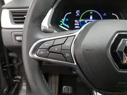 Photo 29 Renault Captur  E-Tech full hybrid 145