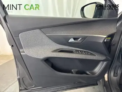 Photo 21 Peugeot 3008  BlueHDi 130ch S&S EAT8