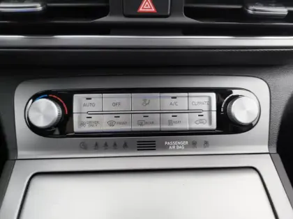 Photo 11 Hyundai Kona  Electrique 39 kWh - 136 ch