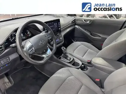 Photo 10 Hyundai Ioniq  Hybrid 141 ch