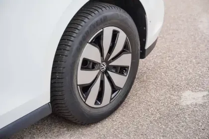 Photo 14 Volkswagen Id. Buzz Cargo  204 CH