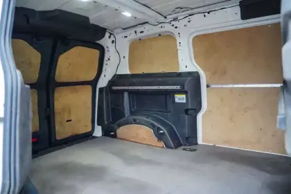 Photo 12 Volkswagen Id. Buzz Cargo  204 CH