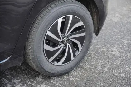 Photo 13 Volkswagen Polo  1.0 TSI 95 S&S DSG7