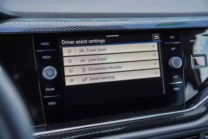 Photo 26 Volkswagen Polo  1.0 TSI 95 S&S DSG7