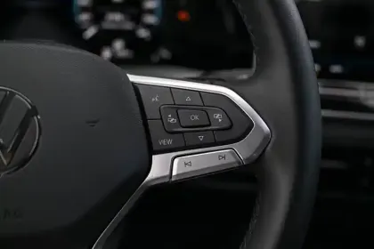 Photo 22 Volkswagen Golf  1.5 eTSI EVO2 116 DSG7