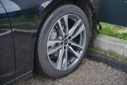 Photo 8 Audi A6  Avant 35 TDI 163 ch S tronic 7