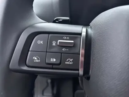 Photo 17 Citroën C4  Hybride 145 e-DCS6