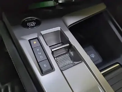 Photo 13 Peugeot 408  PHEV 180 e-EAT8