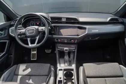 Photo 18 Audi Q3  Sportback 45 TFSIe 245 ch S tronic 6