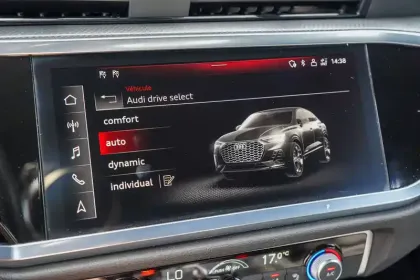 Photo 28 Audi Q3  Sportback 45 TFSIe 245 ch S tronic 6
