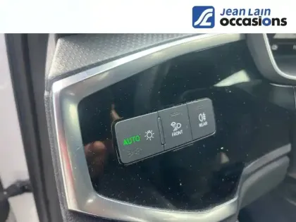 Photo 62 Audi Q3  45 TFSIe 245 ch S tronic 6