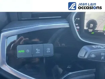 Photo 20 Audi Q3  45 TFSIe 245 ch S tronic 6