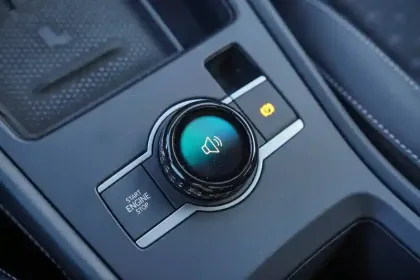 Photo 30 Volkswagen T-roc  1.5 eTSI EVO2 Hybrid 150 ch DSG7