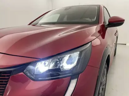 Photo 23 Peugeot 208  Electrique 50 kWh 136ch