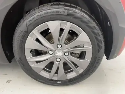 Photo 15 Peugeot 208  Electrique 50 kWh 136ch